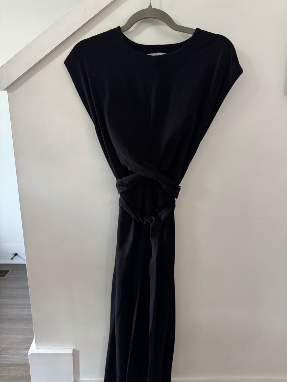 Modern Citizen Black Knot-Front Maxi Dress